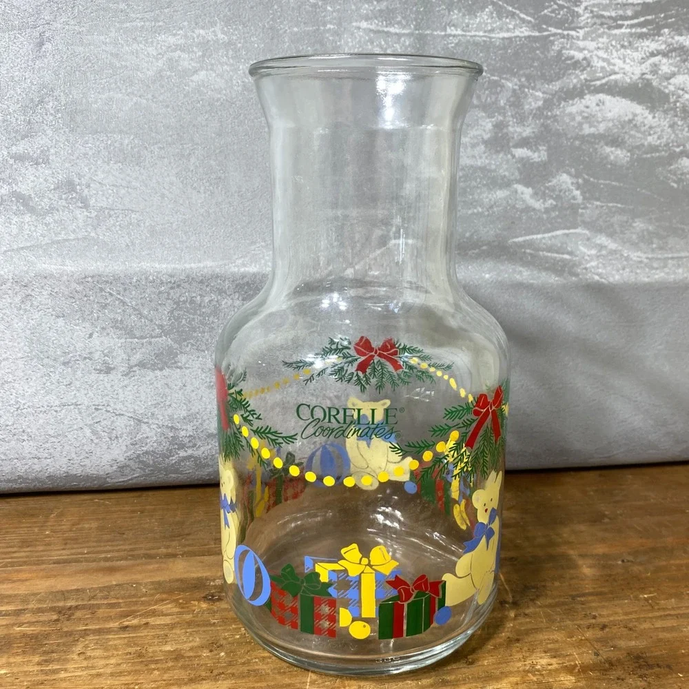 Corelle Coordinates Christmas Teddy Bear Glass Carafe Pitcher 1.7L 56oz Corning